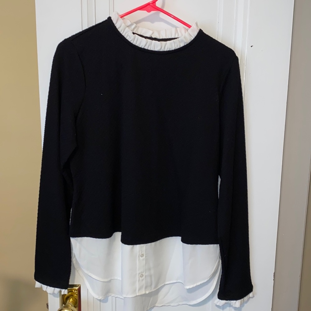 ELLE 1 piece sweater blouse. Never worn